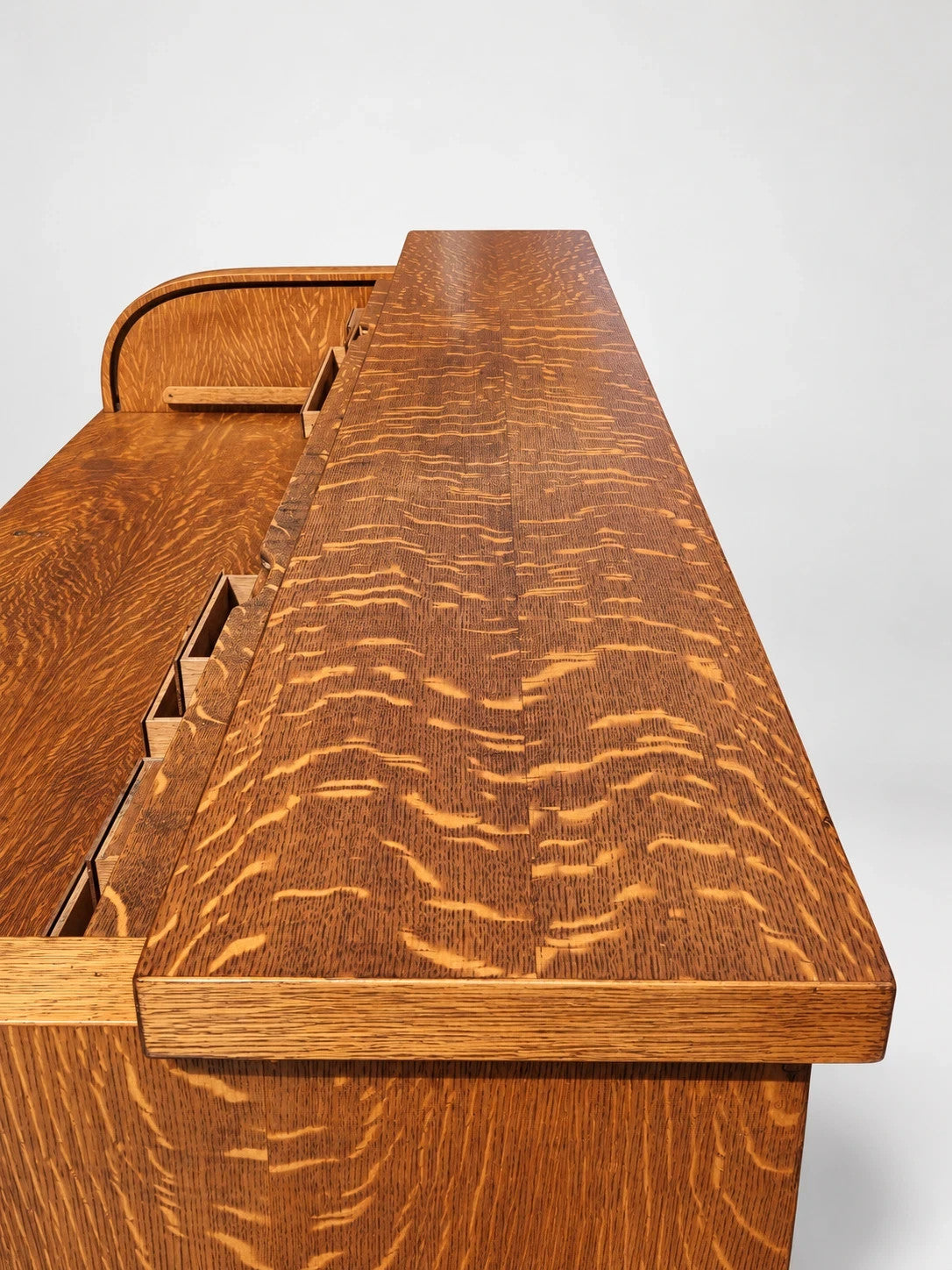 Large Antique Tiger Oak Roll Top Desk Executive Office Tambour Golden Brown Home